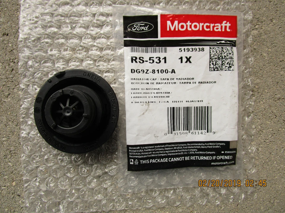 FORD LINCOLN DG9Z-81001A MOTORCRAFT RS-531 RADIATOR ENGINE COOLANT FLUID CAP NEW - Image 2 of 3