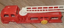 Vintage Fire Truck Engine Red Plastic by WYANDOTTE TOYS made in USA. See Picture