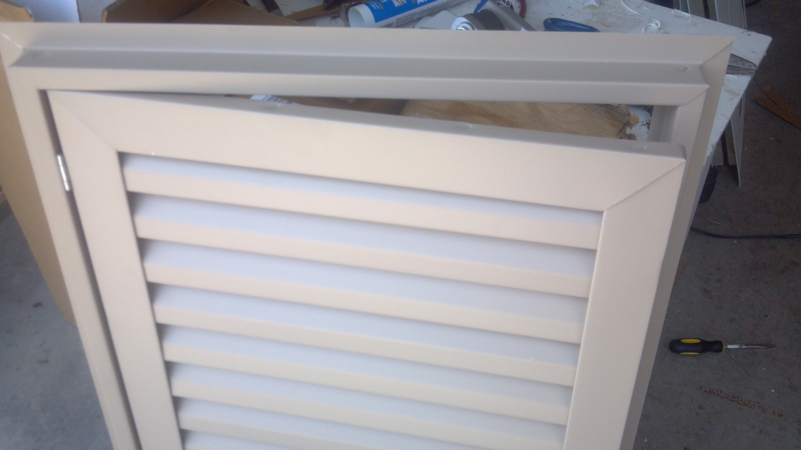 24" WIDE X 36" TALL HINGED ALUMINUM GABLE VENT WITH WHITE ENAMEL FINISH