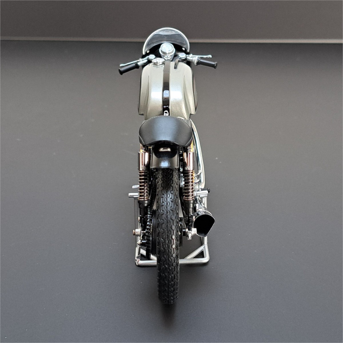 MINICHAMPS Norton Manx 500 Ray Petty 1960 for sale online | eBay MINICHAMPS Norton Manx 500 Ray Petty 1960 for sale online | eBay