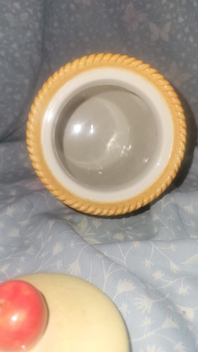 Vintage Apple Canister Exclusively for Cracker Barrel - Picture 15 of 17