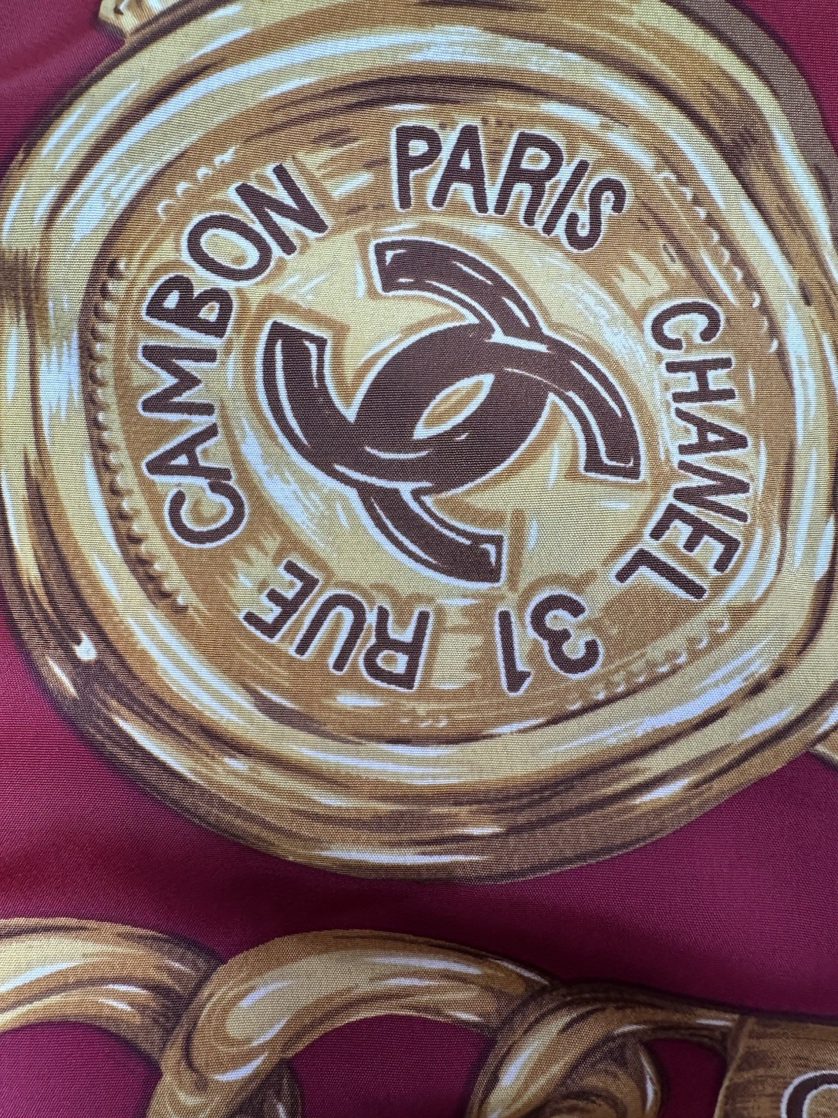 AUTHENTIC CHANEL LARGE GOLD CHAINPATTERN SCARF - image 1