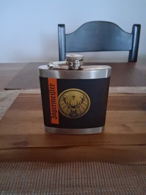 Jägermeister Flachmann Schwarz / Stainless Steel 6 oz / 0,18l
