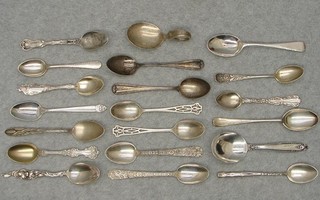 LOT/20 Antique & Vintage STERLING Silver DEMITASSE & Baby SPOONS 201 g NOT SCRAP