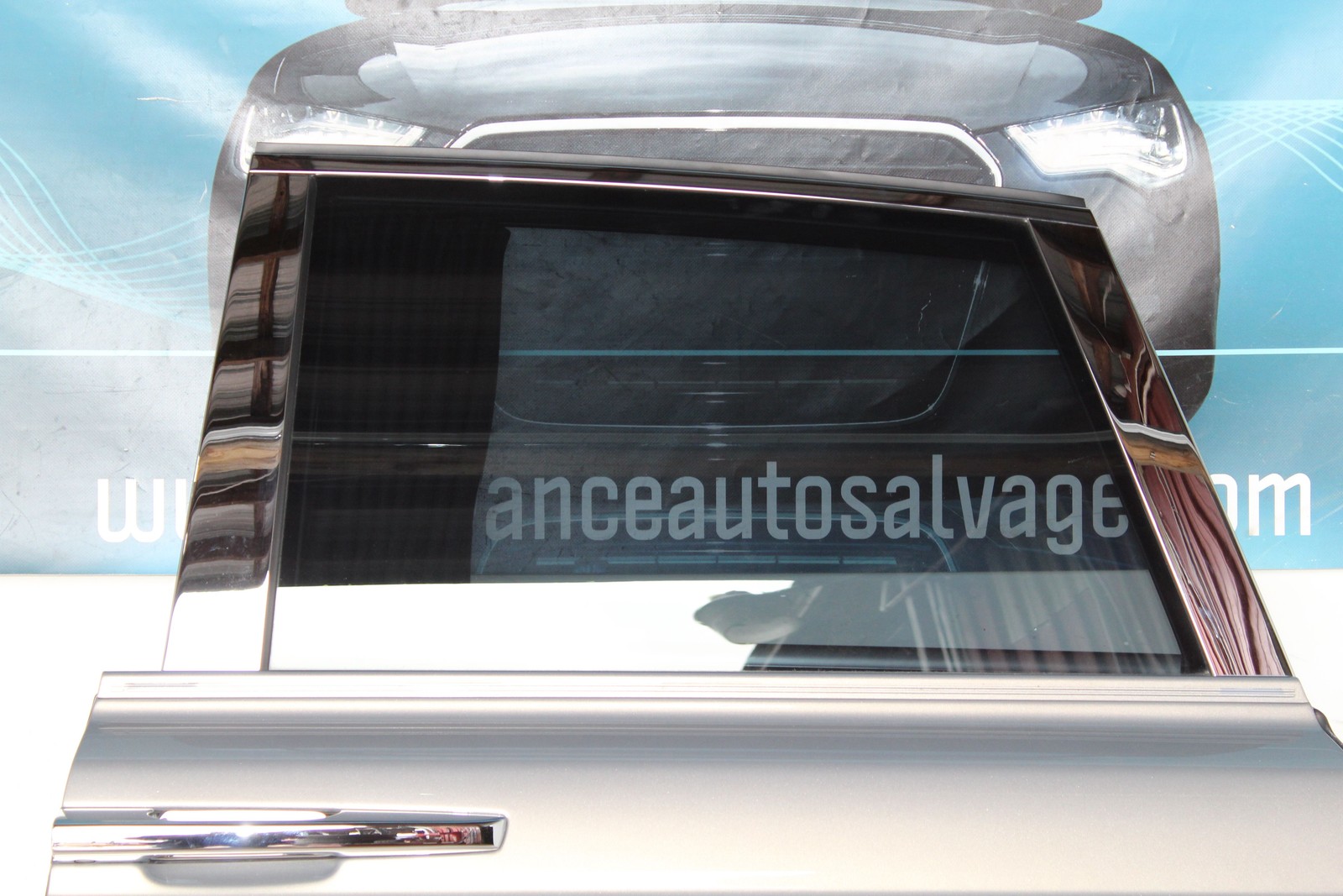 12 ROLLS ROYCE Rear Door Left