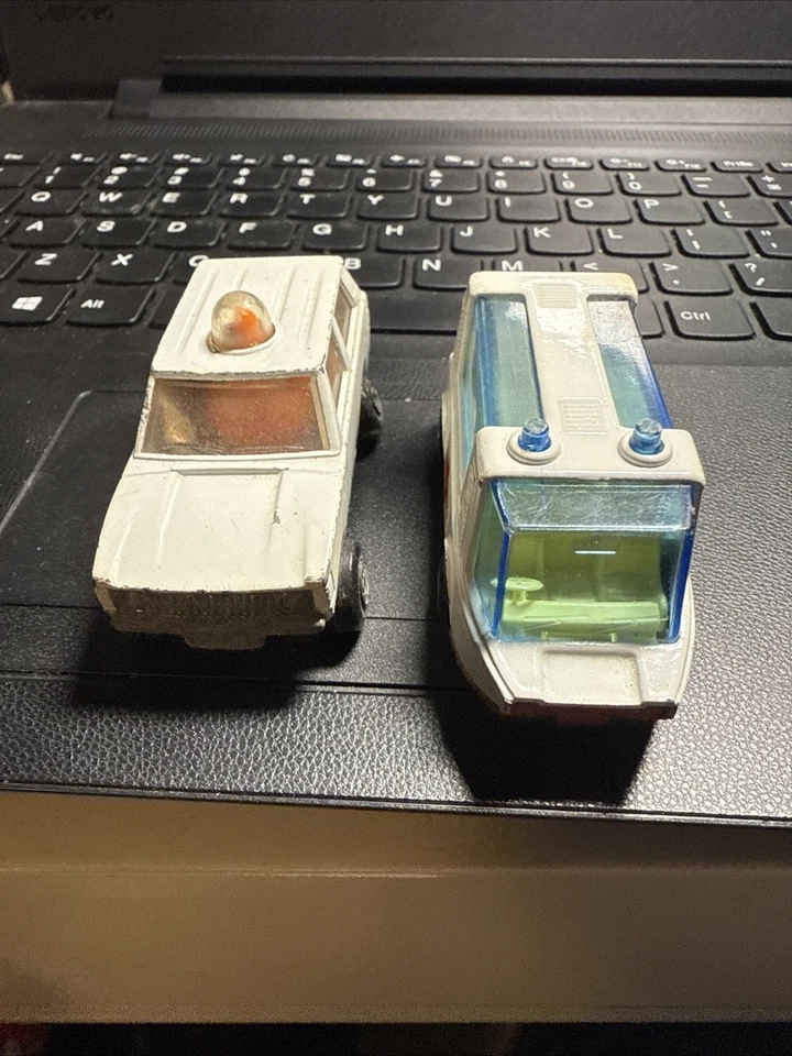 MATCHBOX SUPERFAST #46 STRETCHA FETCHA AMBULANCE & Rolomatics # 20 Police Patrol - Image 2 of 4