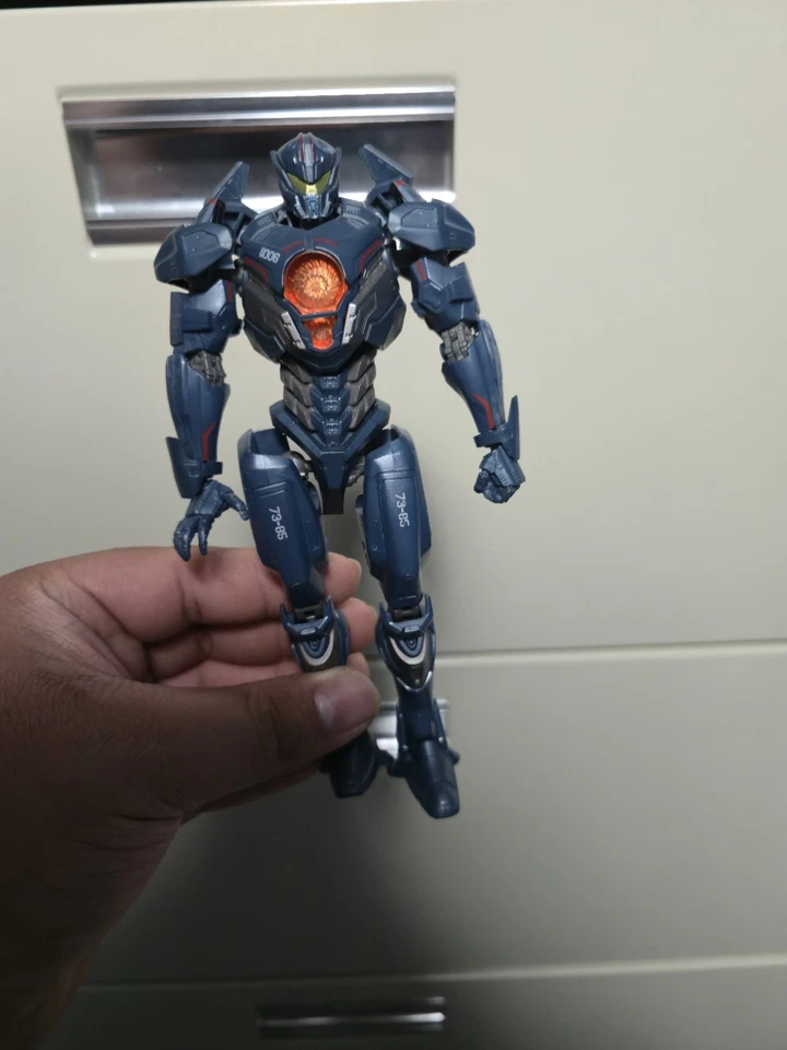 NECA 2013 Pacific Rim серии 1 Gipsy Danger Jaeger легендарные фотографии 7" - Изображение 2 из 4