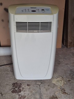 iGenix IG9900 9000BTU Portable Air Conditioner / Dehumidifier