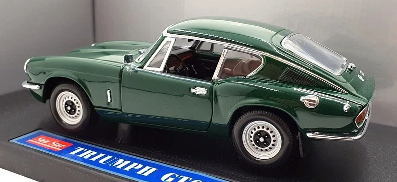 Sun Star 1/18 Scale Diecast 1055 Triumph GT6 MK3 - Dark Green - Image 2 of 4