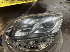 Audi Q5 2011 Passenger Side Xenon Headlight