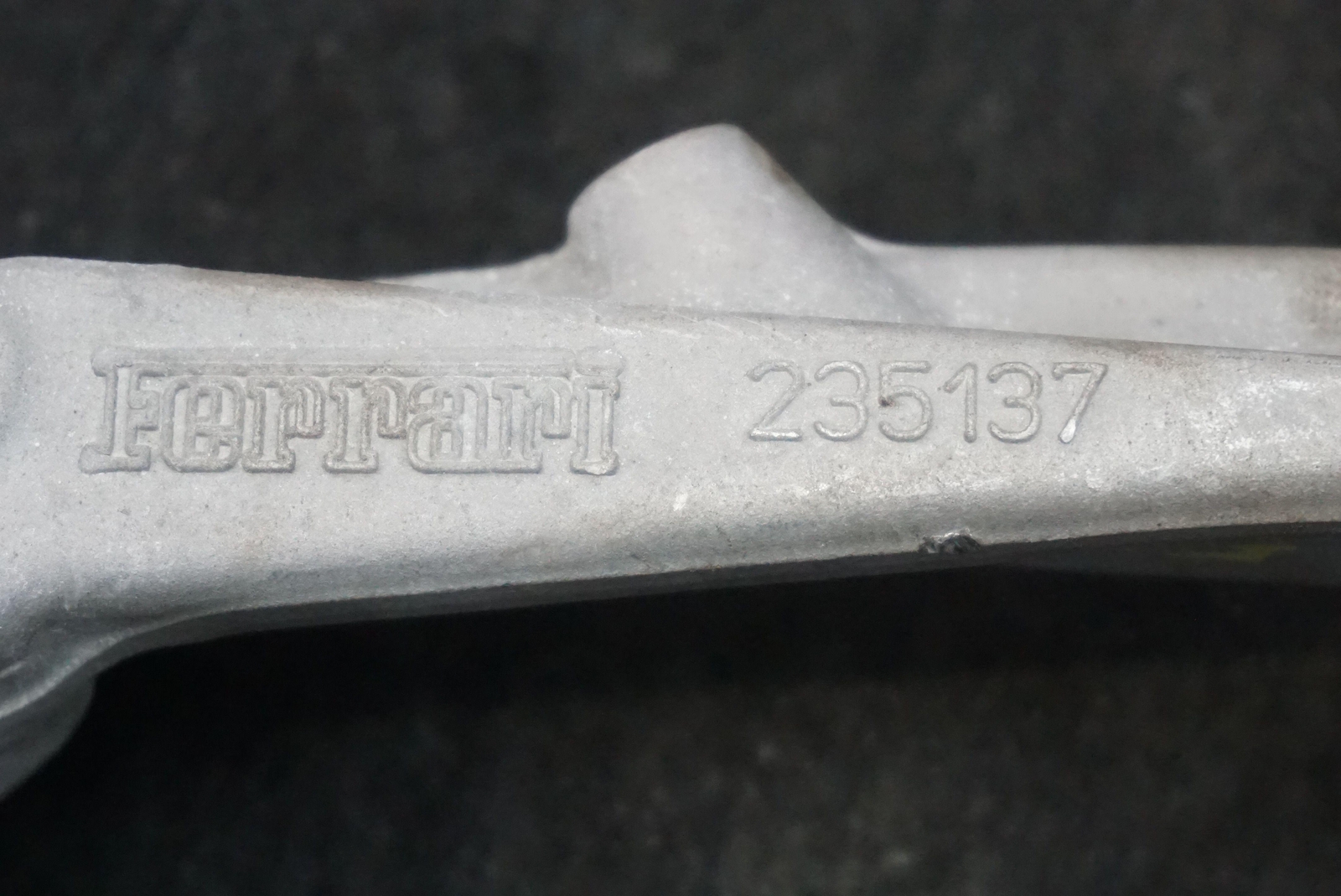 Set 2 Front Right Upper & Lower Control Arm 235133 Ferrari California 2012-14