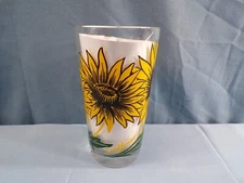 Boscul Peanut Butter Glass Yellow Sunflower - Yellow Name Near Bottom #92