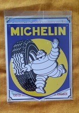 Insegna vintage commemorativa Michelin in metallo