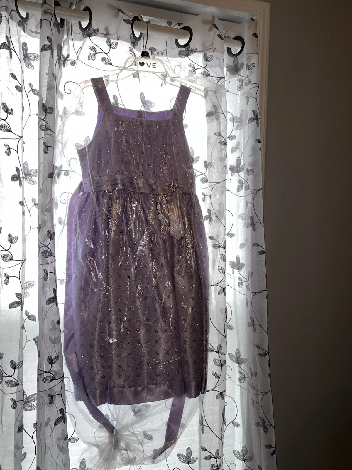 Young Girls Size 14 Wedding Formal Dress Lavender With Sparkles