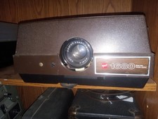 Slide Projector VINTAGE GAF 1690 Remote Control Automatic Focus Model 386-M4AF