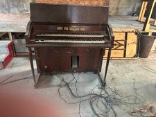 Vintage Organ with bench works great tested