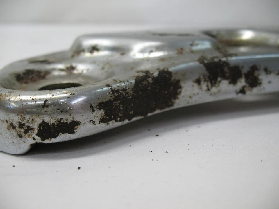 Suzuki GS300 GS 300 L 1982 reposapiés derecho soporte clavija 43810-44102 Foto 3 de 4