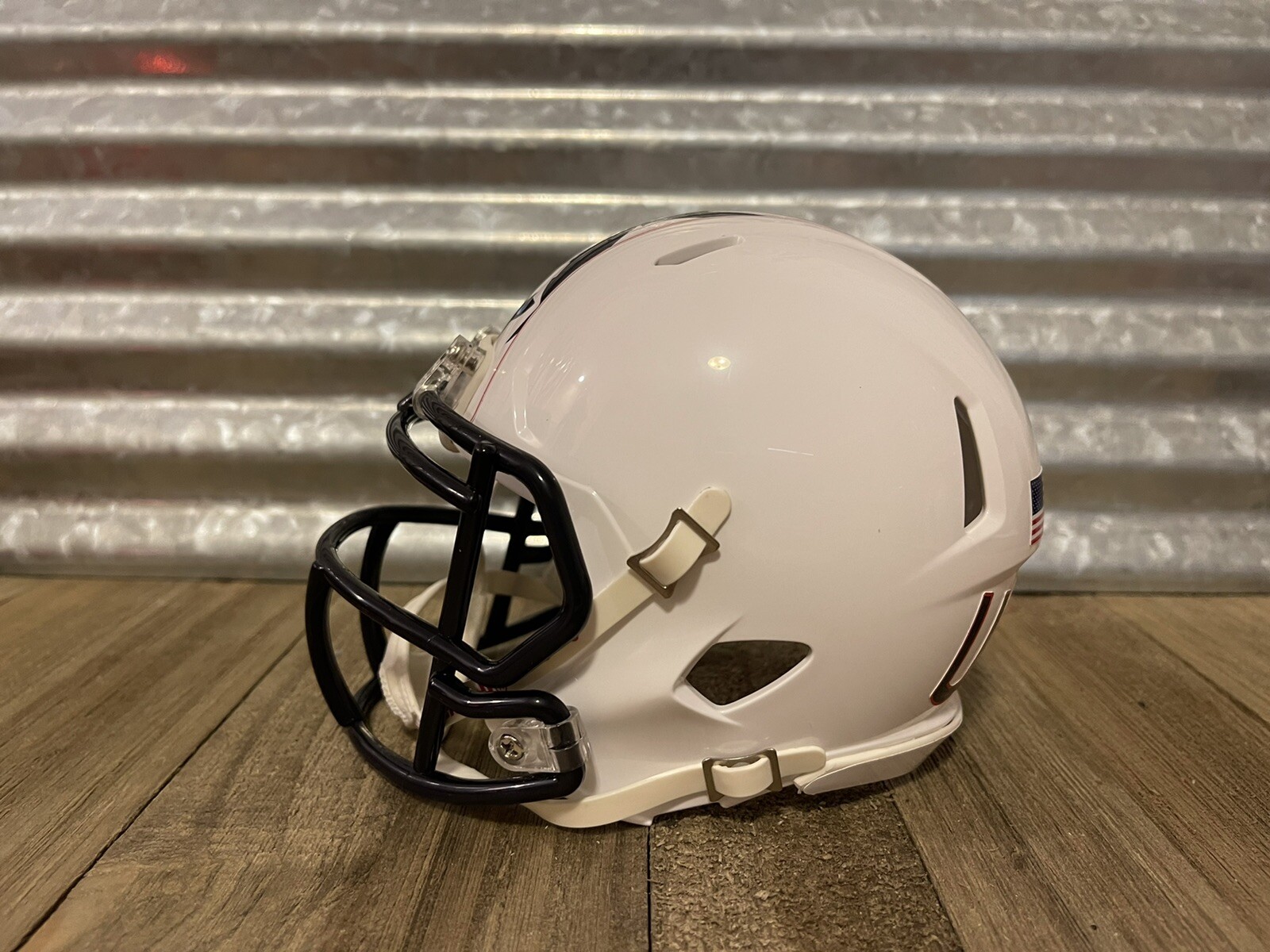 Custom UConn Huskies (20132014 White) Speed Mini Helmet eBay