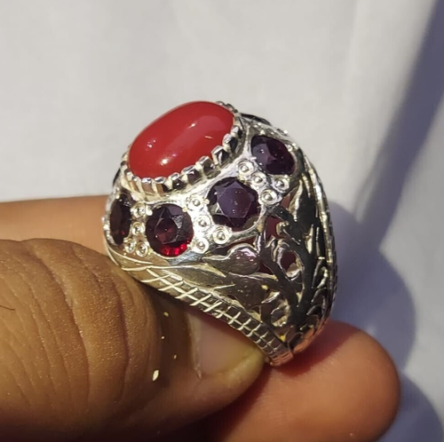 Natural Coral Marjan With Deep Red Garnet Stones Around Coral Ring 925 Silver - Imagen 5 de 6