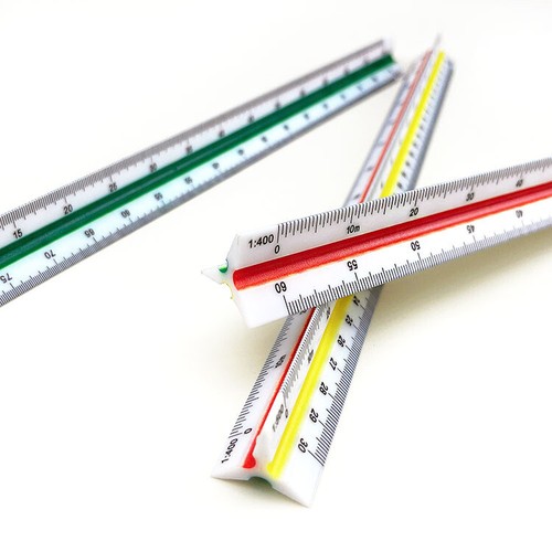 1pc 30cm/12" Solid Plastic Metric Triangular Scale Ruler Architect Engineers - Picture 3 of 7