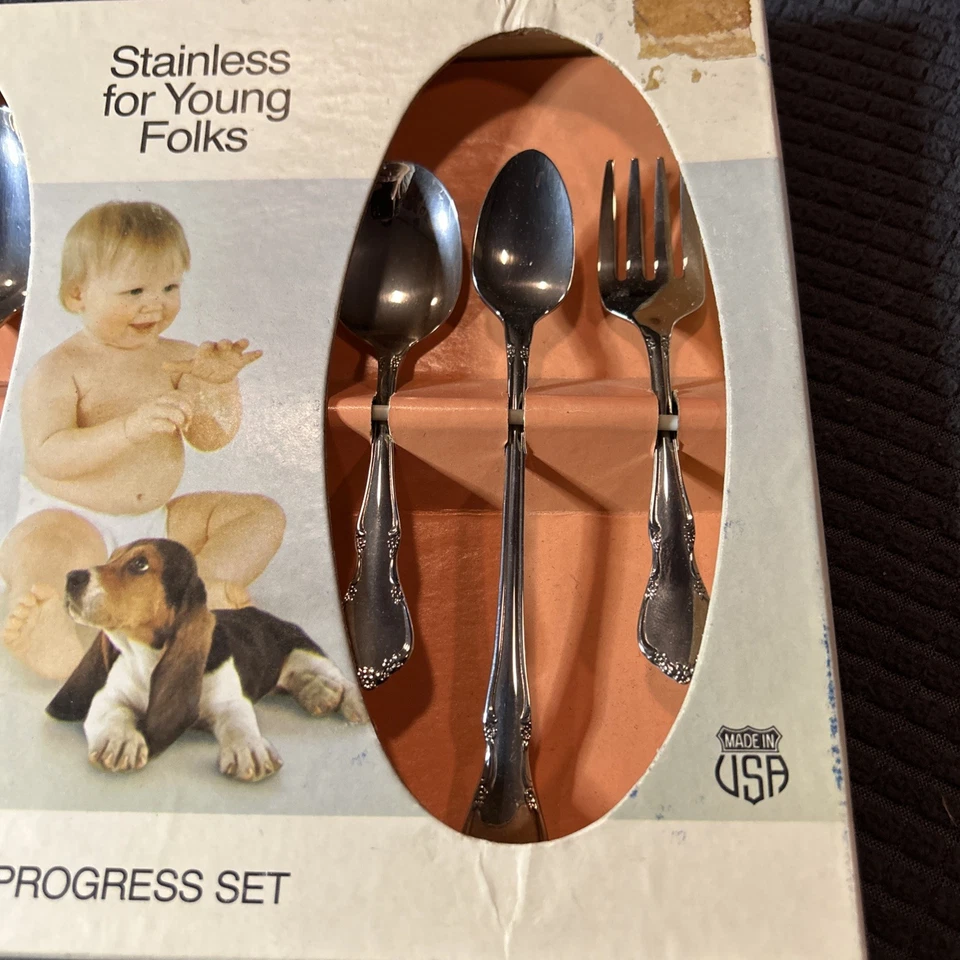 Vtg Oneida Youthware Toddler Stainless Silverware Set of 6 With Box  NIB - Image 3 of 4