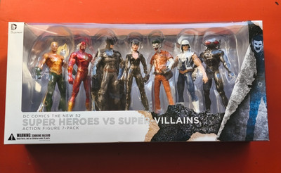 DC Collectibles: The New 52 Super Heroes vs Super-Villains Batman Joker 7 Packs