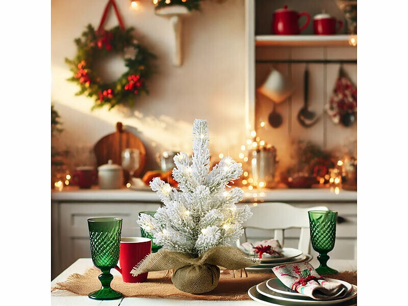Sapin de Noël artificiel enneigé USB Infactory de 26 cm avec LED blanc chaud pour bureau