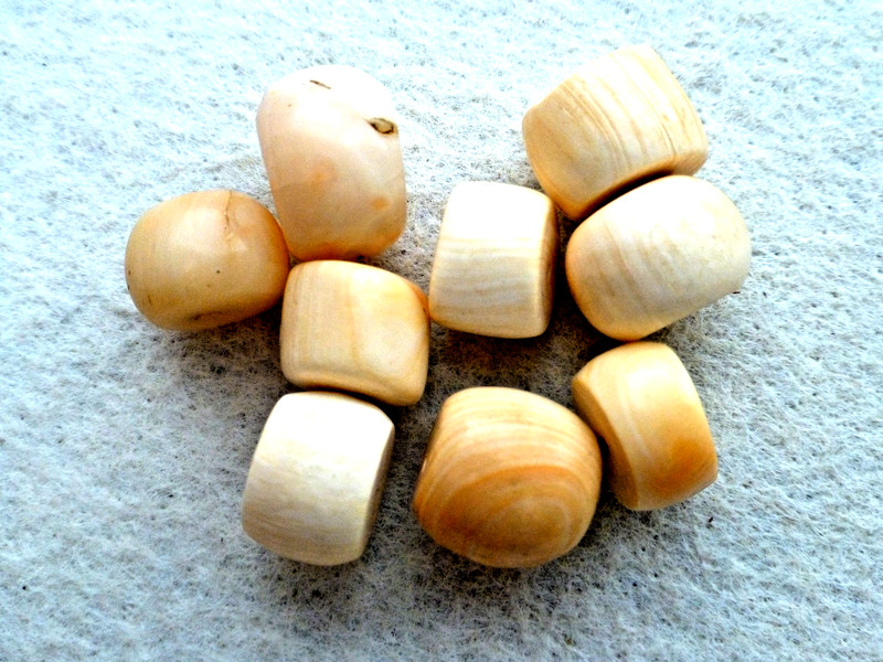 ANTIQUE 9  PCS  TUBE SHAPE WHITE CORAL  SHELL  TRADE BEADS  W/ A PINK TOUCH