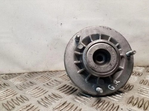 BMW 5 F10 Stoßdämpferhalter hinten rechts 6775735 2.00 Diesel 155kw 25152136