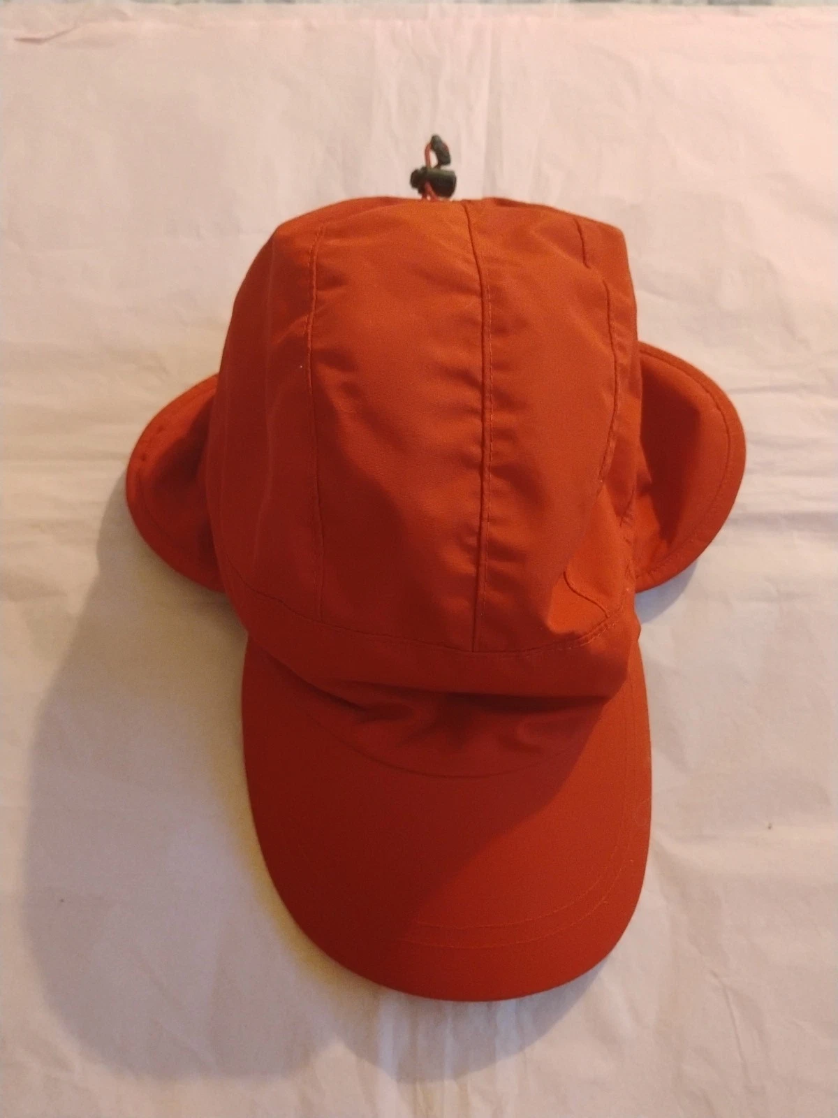 LANDS END FLEECE LINED NYLON WINTER HAT W/ EAR FLAPS RED/GRAY SZ. S/M