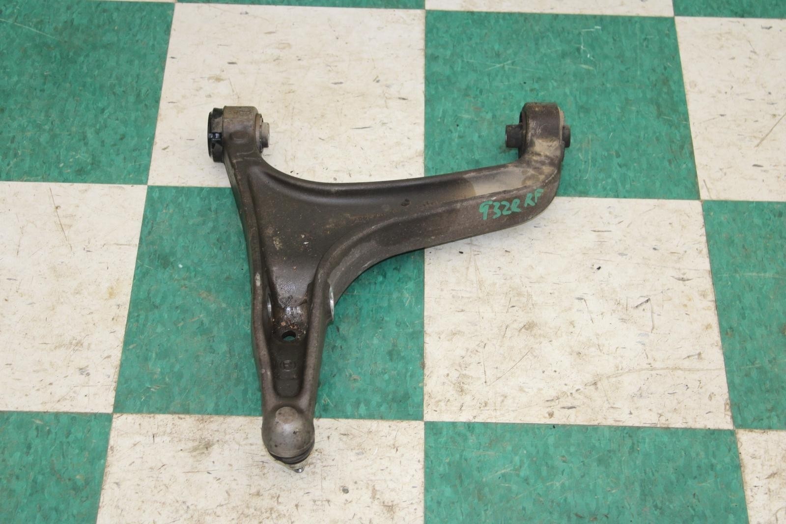 14-17 Ghibli RF RH Right Passenger Front Side Lower Control Arm Factory OEM WTY