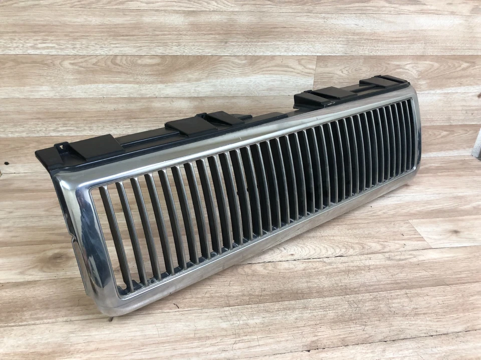 ISUZU TROOPER OEM CAPÓ RADIADOR DELANTERO PARRILLA CROMO 1991-1994 Foto 2 de 4