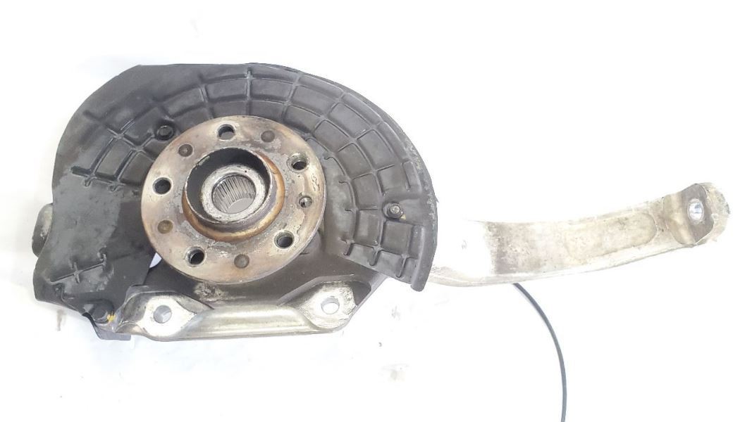 2017 2022 Maserati Levante OEM Front Right Spindle Knuckle 670032052