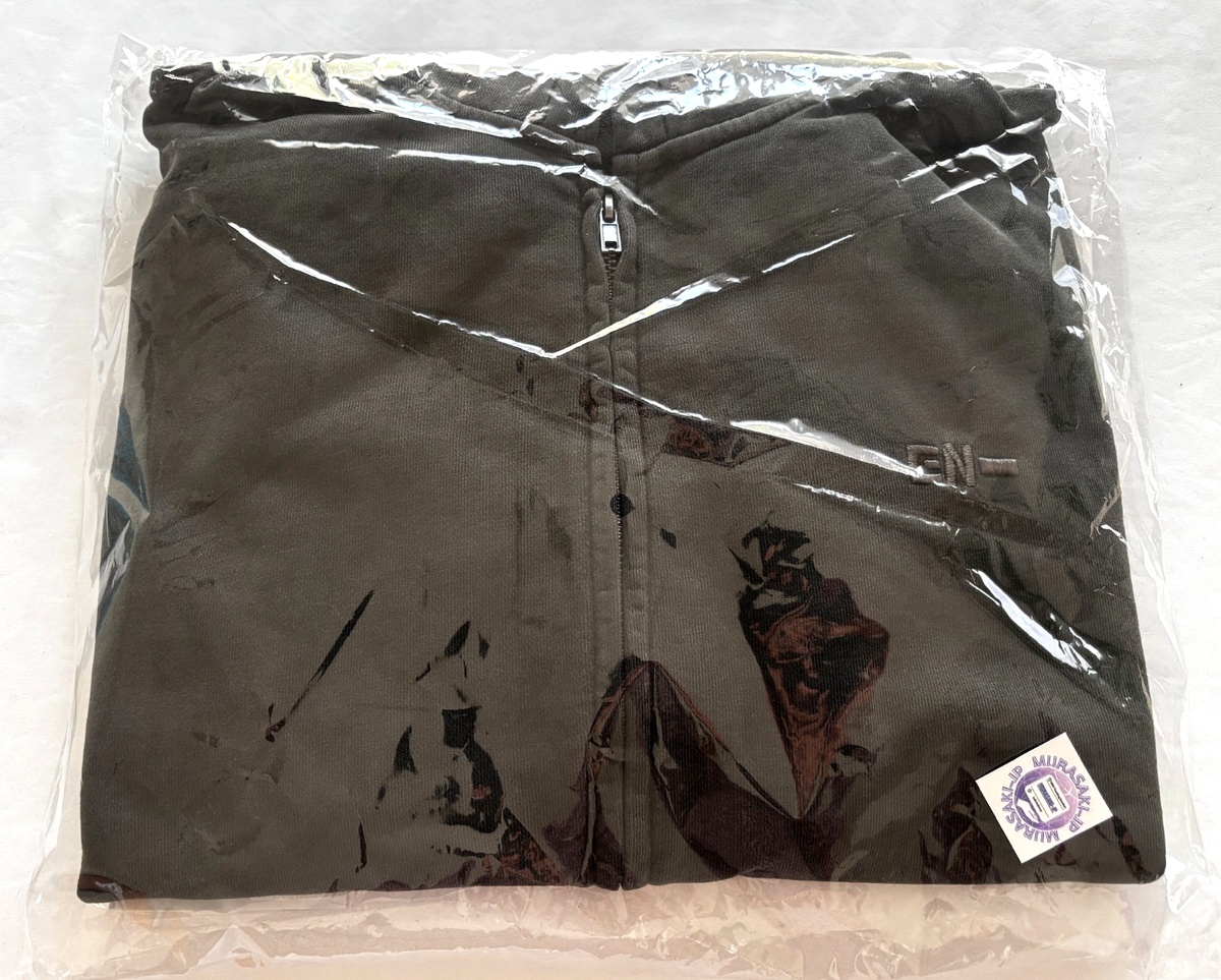 ENHYPEN House of Vampire ～Dive into ENHYPEN Chronicle～ ZIP-UP