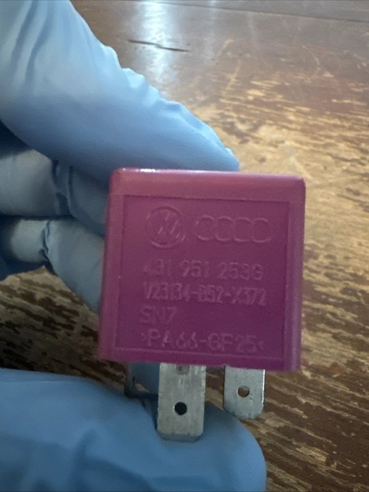 2003-2009 VOLKSWAGEN PASSAT AUDI A6 MULTIFUNCTION FOG LIGHT RELAY 431951253G OEM - Image 2 of 4