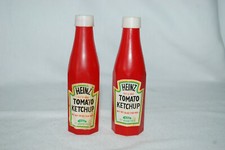 Vintage Heinz Tomato Ketchup Plastic Bottle Salt and Pepper Set