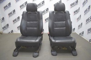 JEEP Grand Cherokee IV WK2 5.7 V8 2 LEDER Sitze vorne Ausstattung MONITOR