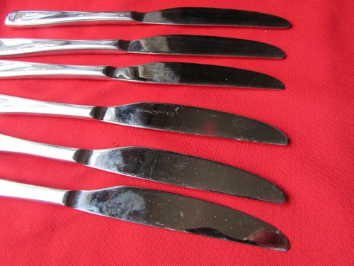 MODA Pattern Shinny Dinner Knives By Oneida Stainless Last Items - Picture 11 of 17