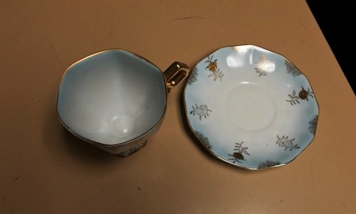 VINTAGE PORCELAIN CUP & SAUCER 6 SIDED STEMMED CUP GOLD FLOWERS / TRIM OVER BLUE - Picture 2 of 4