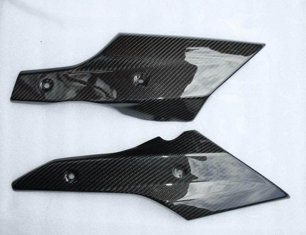 Sabot belly pan Triumph Street Triple pour protéger le moteur des gravillons