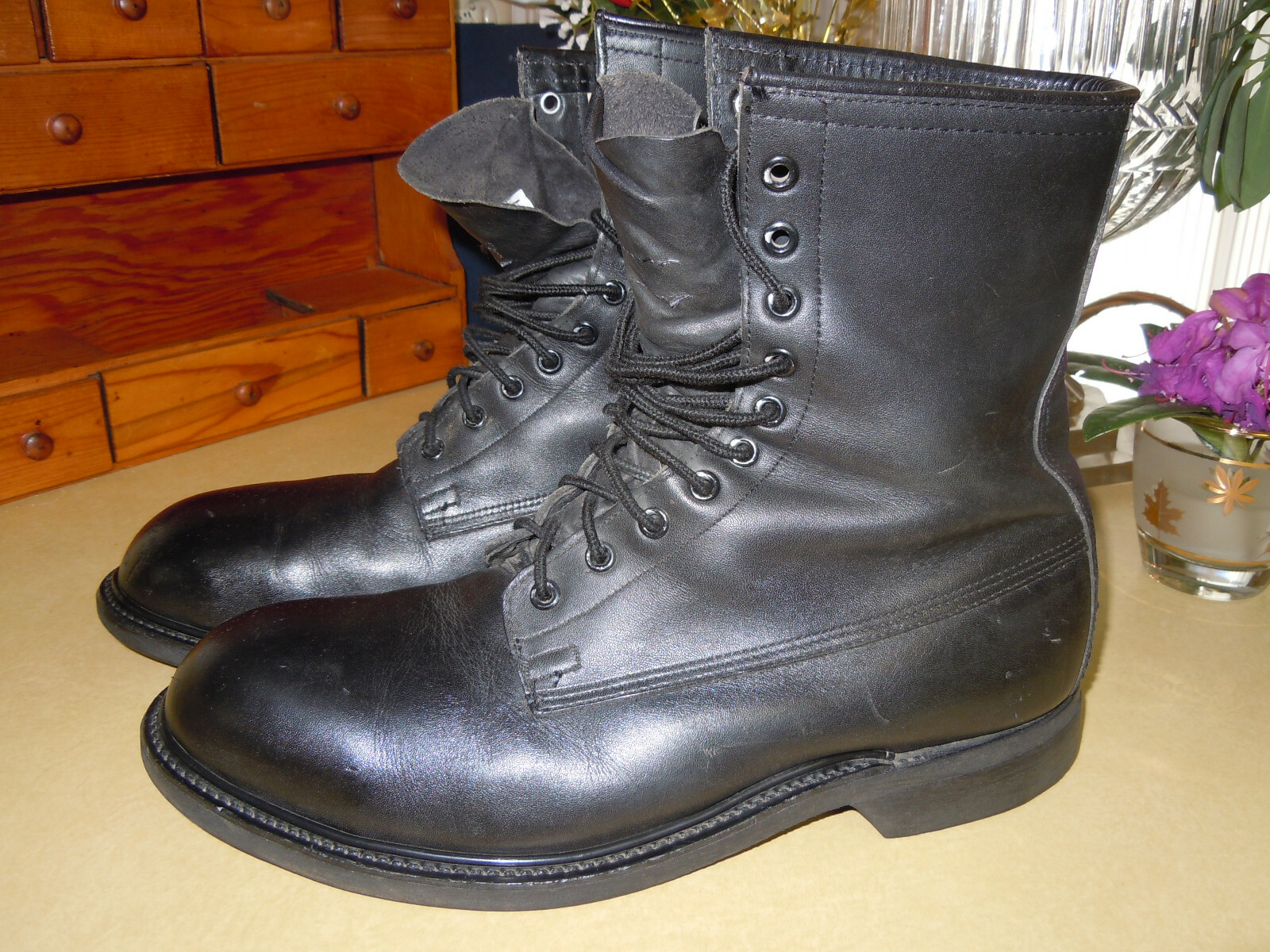 wolverine combat boots