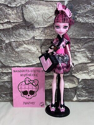 Monster High Monster Exchange Program DRACULAURA Doll