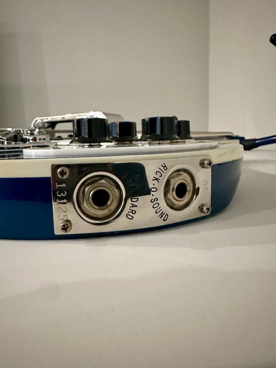Rickenbacker 4003 エレキベース ブルー Rickenbacker 4003 - Midnight Blue #1821697 - Eddie's Guitars