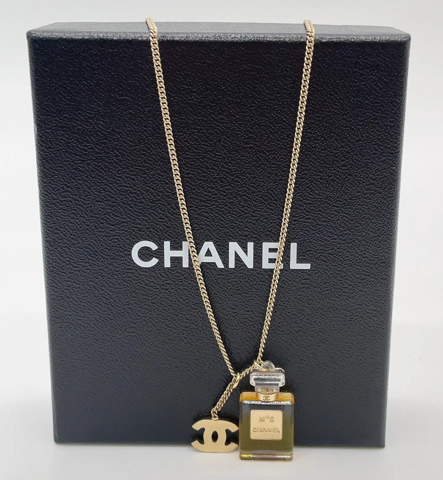 Auténtico collar Chanel CoCo Mark botella de perfume 04A con caja SK010834 Foto 2 de 4