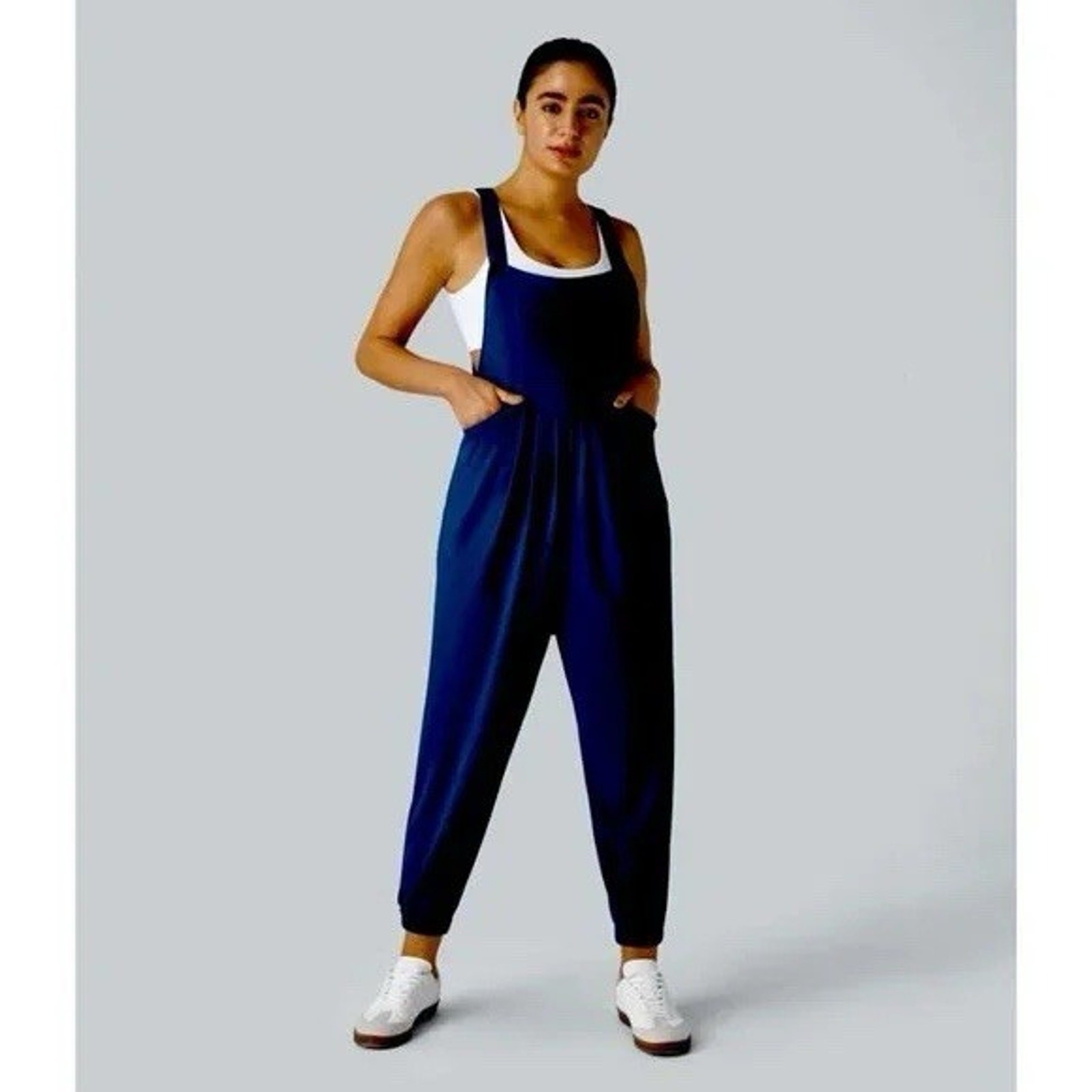 Halara Adjustable Strap Pockets Waffle Casual Jog… - image 2