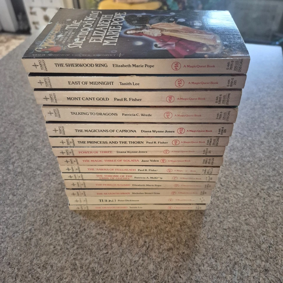 Magic Quest Book Lot of 14 Sci Fi Fantasy Patricia McKillip Dnd, Magic Wizards Foto 2 de 4