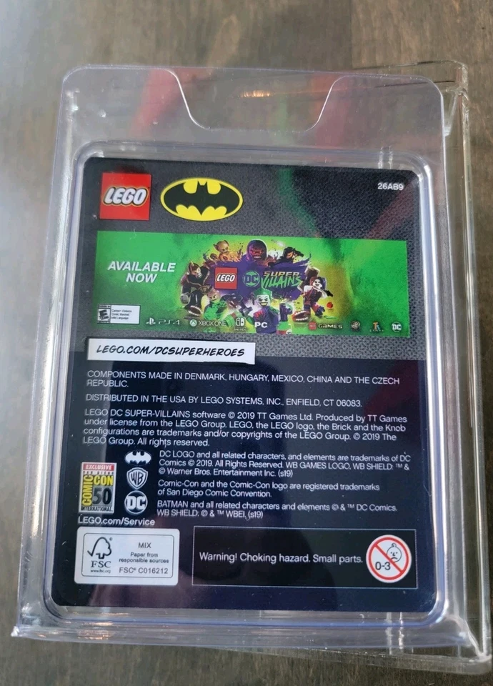 LEGO - DC - 2019 SAN DIEGO COMIC CON 50TH EXCLUSIVE - ZEBRA BATMAN - WITH CASE - Image 2 of 4
