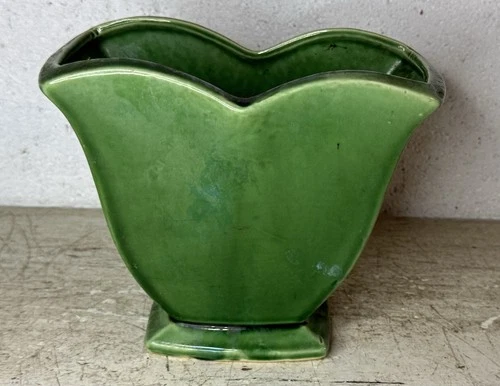 Vintage McCoy Garden Club Green Ceramic Tulip Vase Planter 300 MCM