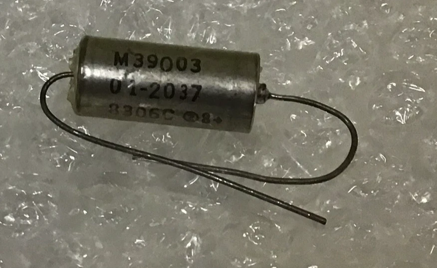 NEW, ( LOT OF 25 ) SPRAGUE M39003 01-2037AXIAL TANTALUM CAPACITOR HERMETIC AUDIO - Image 2 of 4