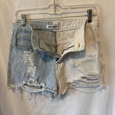 Blue Savvy Cut Off Shorts Blue Mid Rise Stretch Denim Womens Size 7 /28 Button